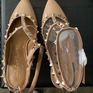 Arturo Chiang studded heels